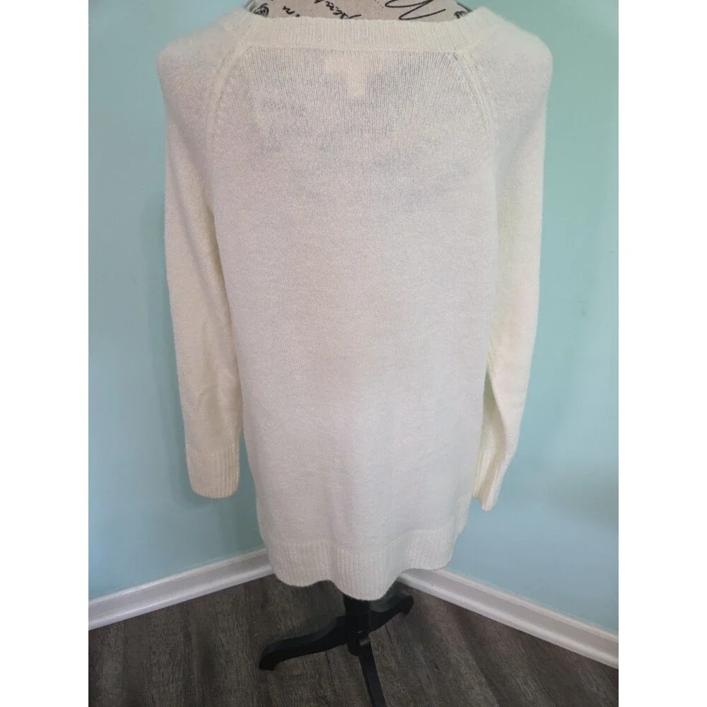 Lauren Conrad Sweater Medium White Cream Bird Sequins Active Casual Preppy